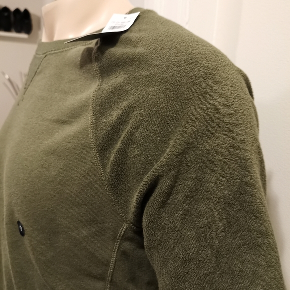 🆕Abercrombie & Fitch Olive SS Sweatshirt US XS - Picture 5 of 15